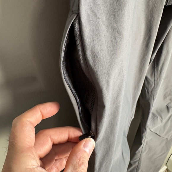 Eddie Bauer Men's 36x32 TECH Pants Outdoor Performance Lightweight Hiking Gray - Picture 5 of 15